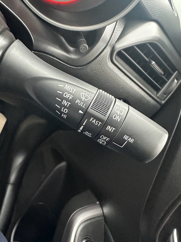 Used Suzuki Swift 2023 for sale - 76256792: Photo 33