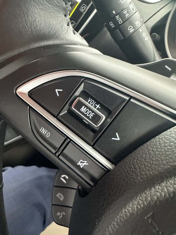 Used Suzuki Swift 2023 for sale - 76256792: Photo 34