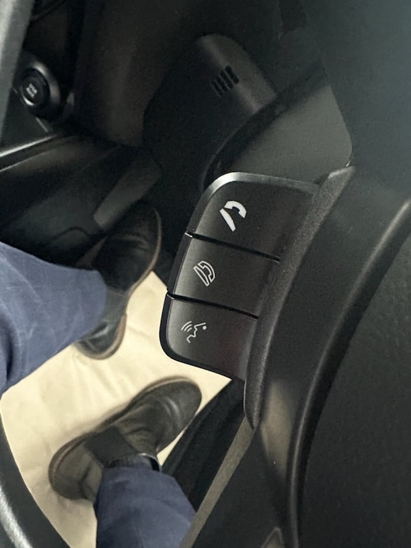 Used Suzuki Swift 2023 for sale - 76256792: Photo 36