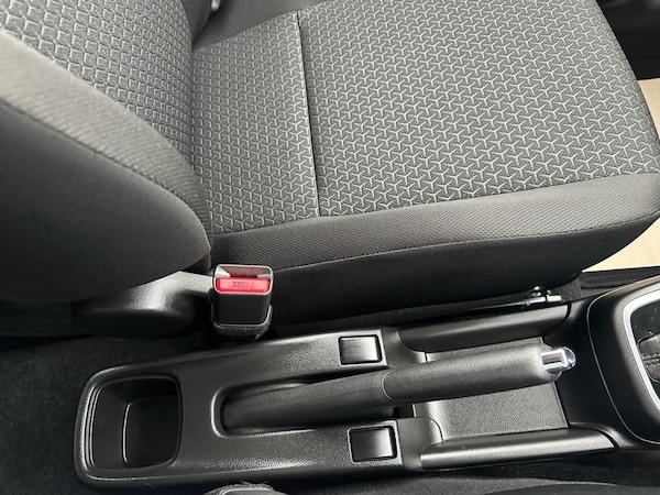 Used Suzuki Swift 2023 for sale - 76256792: Photo 42