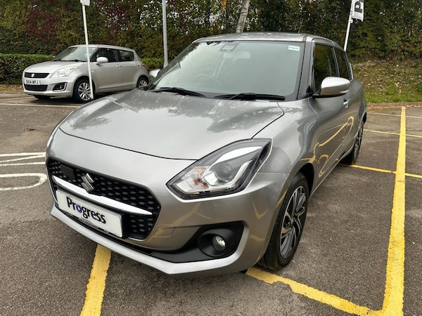 Used Suzuki Swift 2023 for sale - 76256792: Photo 4