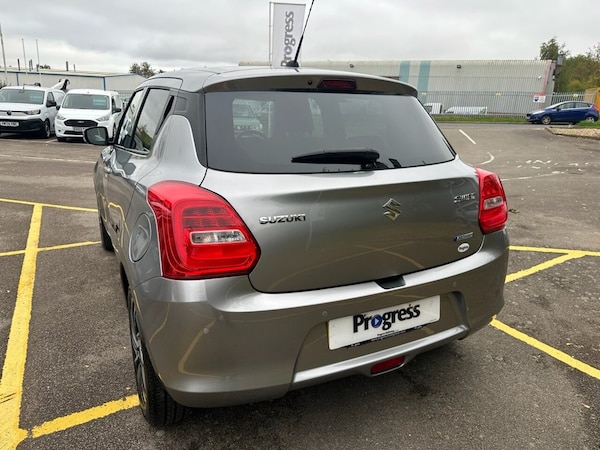 Used Suzuki Swift 2023 for sale - 76256792: Photo 8