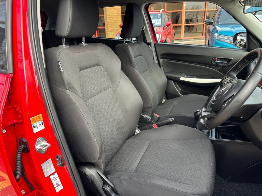 Used Suzuki Swift 2019 for sale - 77703634: Photo 3
