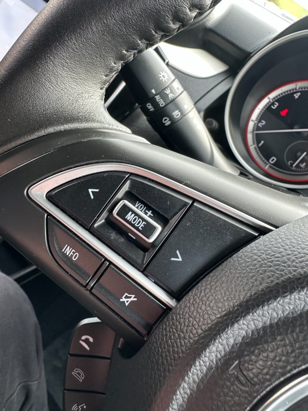 Used Suzuki Swift 2019 for sale - 77703634: Photo 37