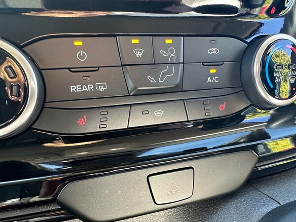 Used Ford Tourneo Custom 2022 for sale - 69876844: Photo 40