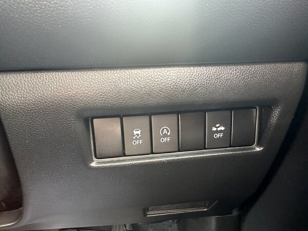 Used Suzuki Swift 2023 for sale - 74150175: Photo 36