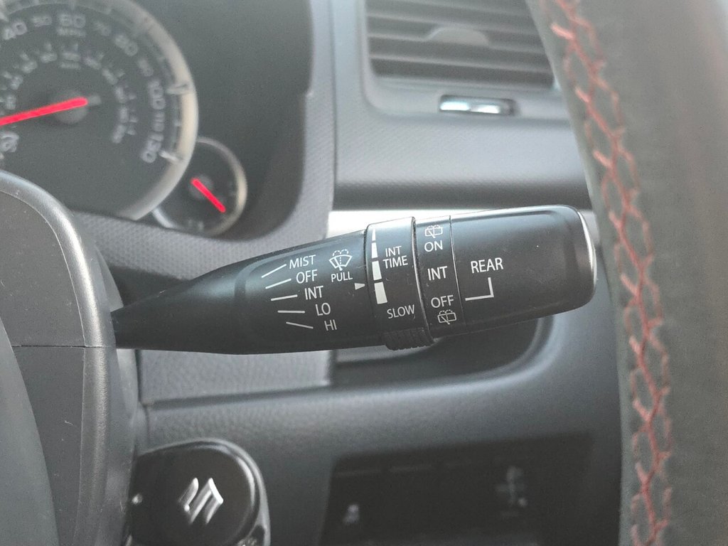 Used Suzuki Swift 2013 for sale - 76973342: Photo 28