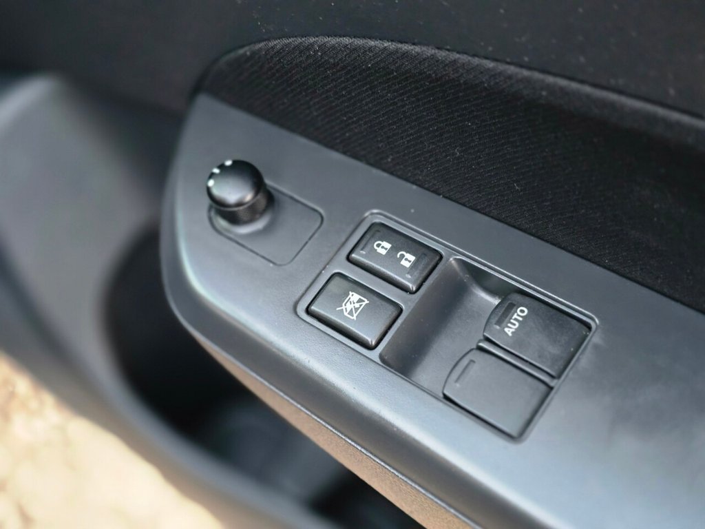 Used Suzuki Swift 2013 for sale - 76973342: Photo 32