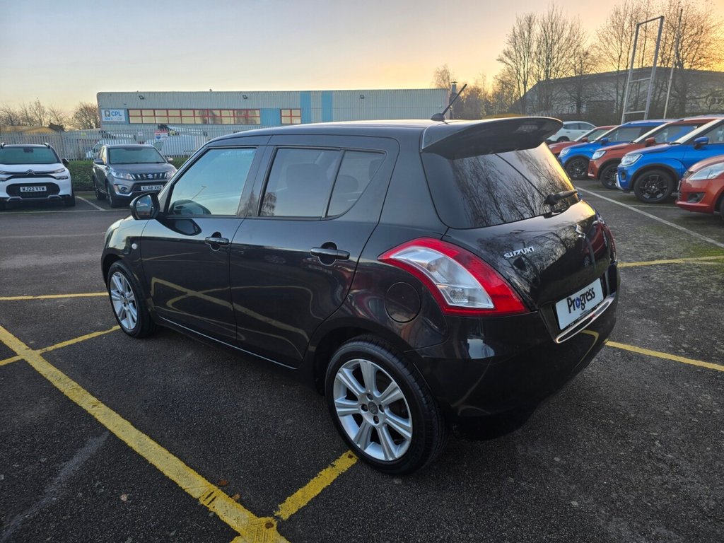 Used Suzuki Swift 2013 for sale - 76973342: Photo 8
