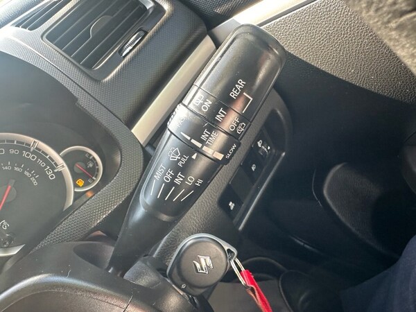 Used Suzuki Swift 2014 for sale - 74401901: Photo 32