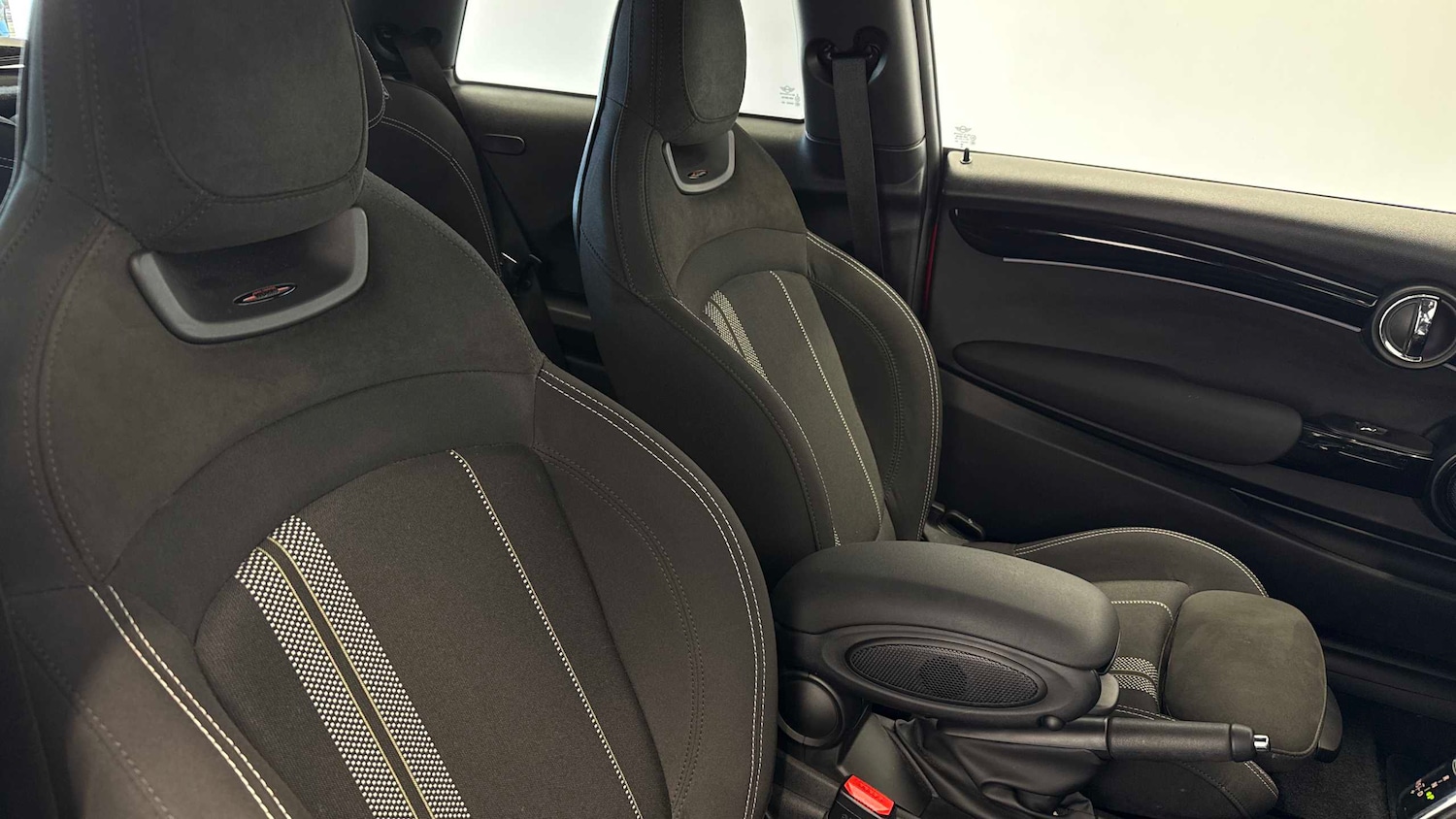 Used MINI Hatch 2023 for sale - 77740918: Photo 11