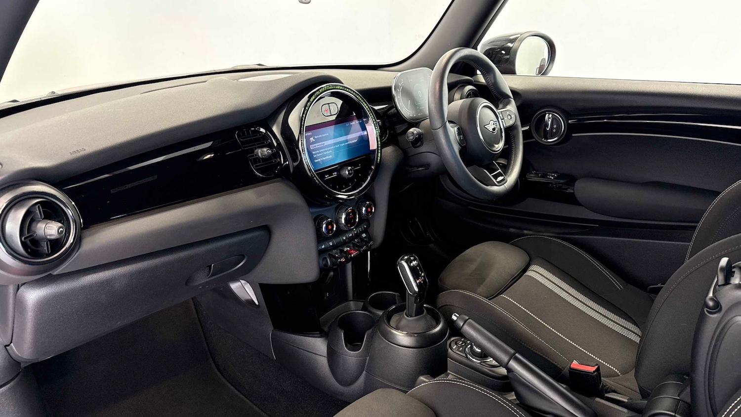 Used MINI Hatch 2023 for sale - 77740918: Photo 7