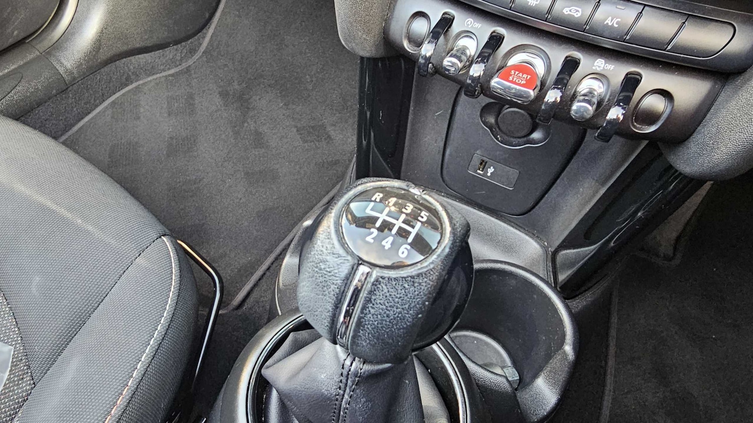 Used MINI Convertible 2021 for sale - 76691988: Photo 22