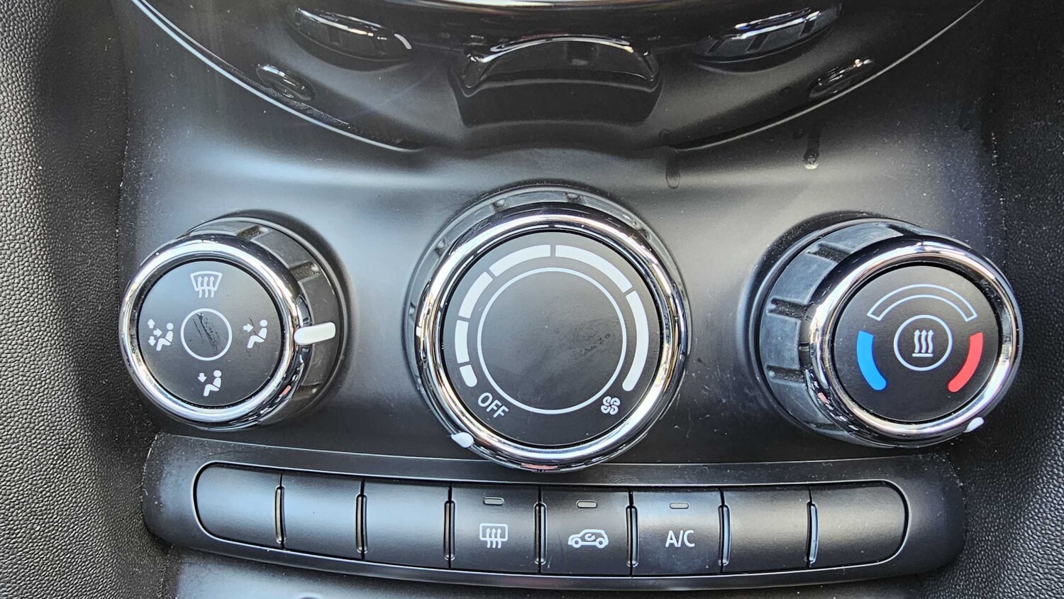 Used MINI Convertible 2021 for sale - 76691988: Photo 25