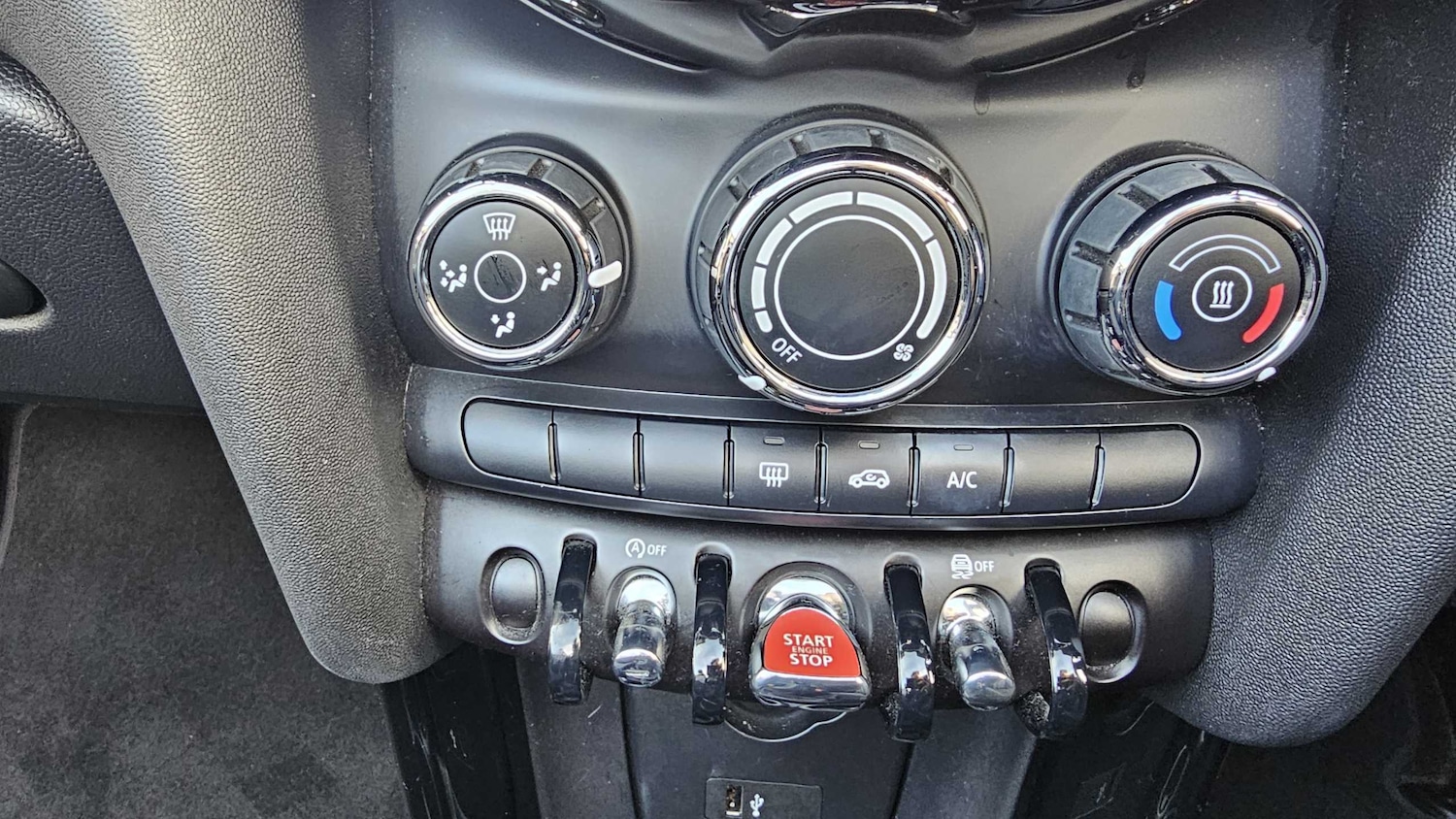 Used MINI Convertible 2021 for sale - 76691988: Photo 26