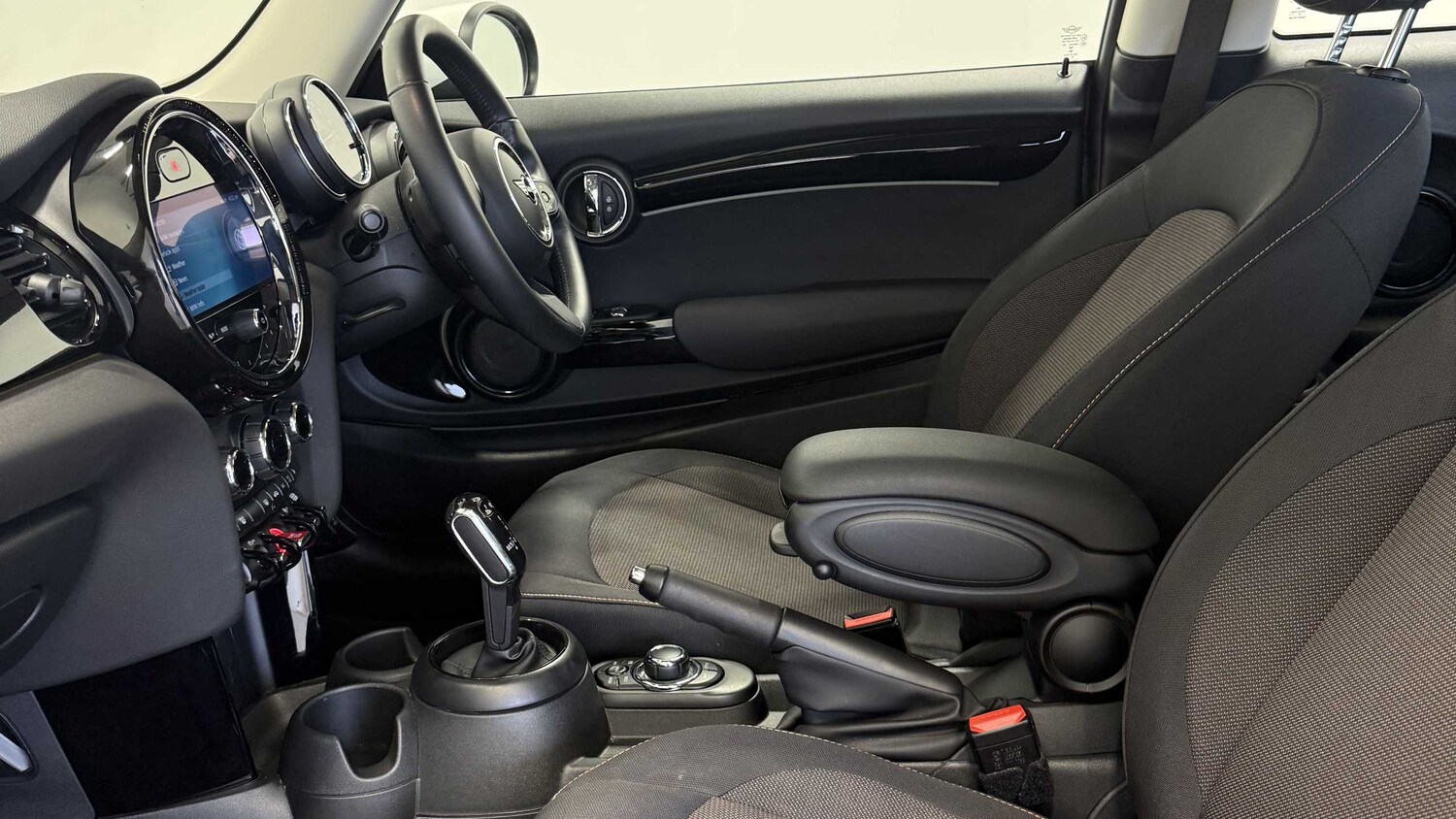 Used MINI Hatch 2022 for sale - 77995782: Photo 11