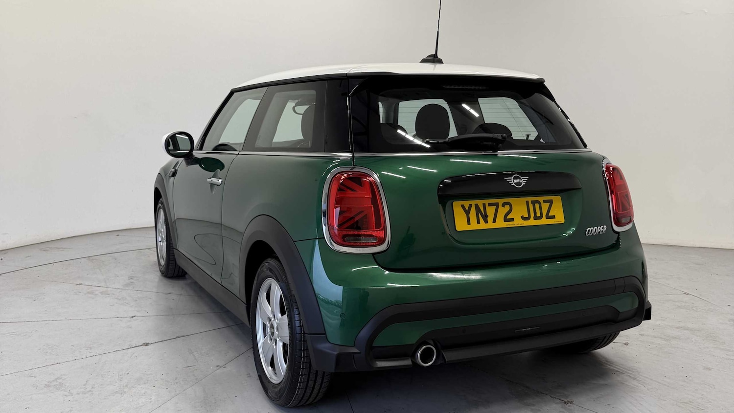 Used MINI Hatch 2022 for sale - 77995782: Photo 2