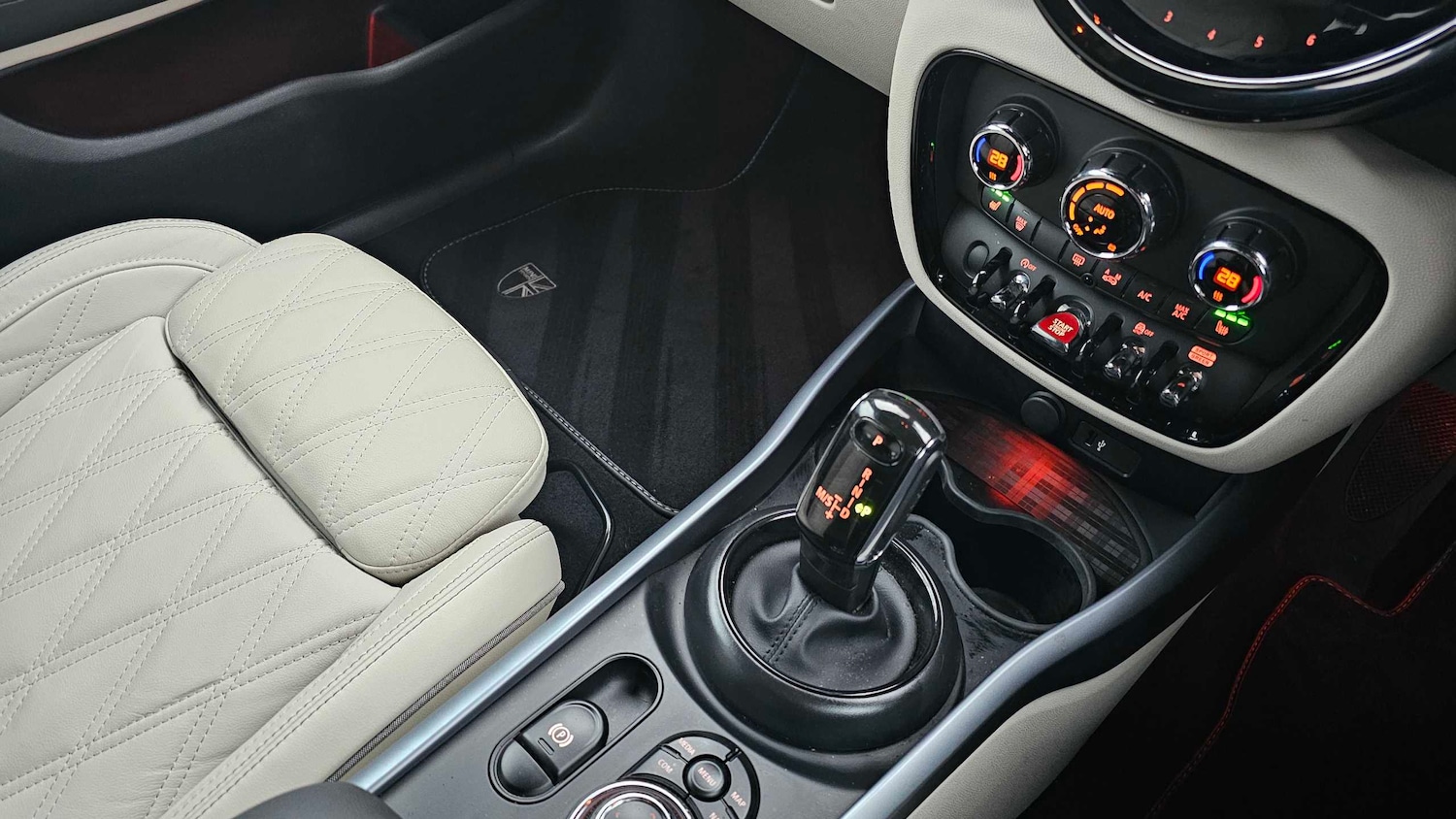 Used MINI Clubman 2024 for sale - 77051417: Photo 10