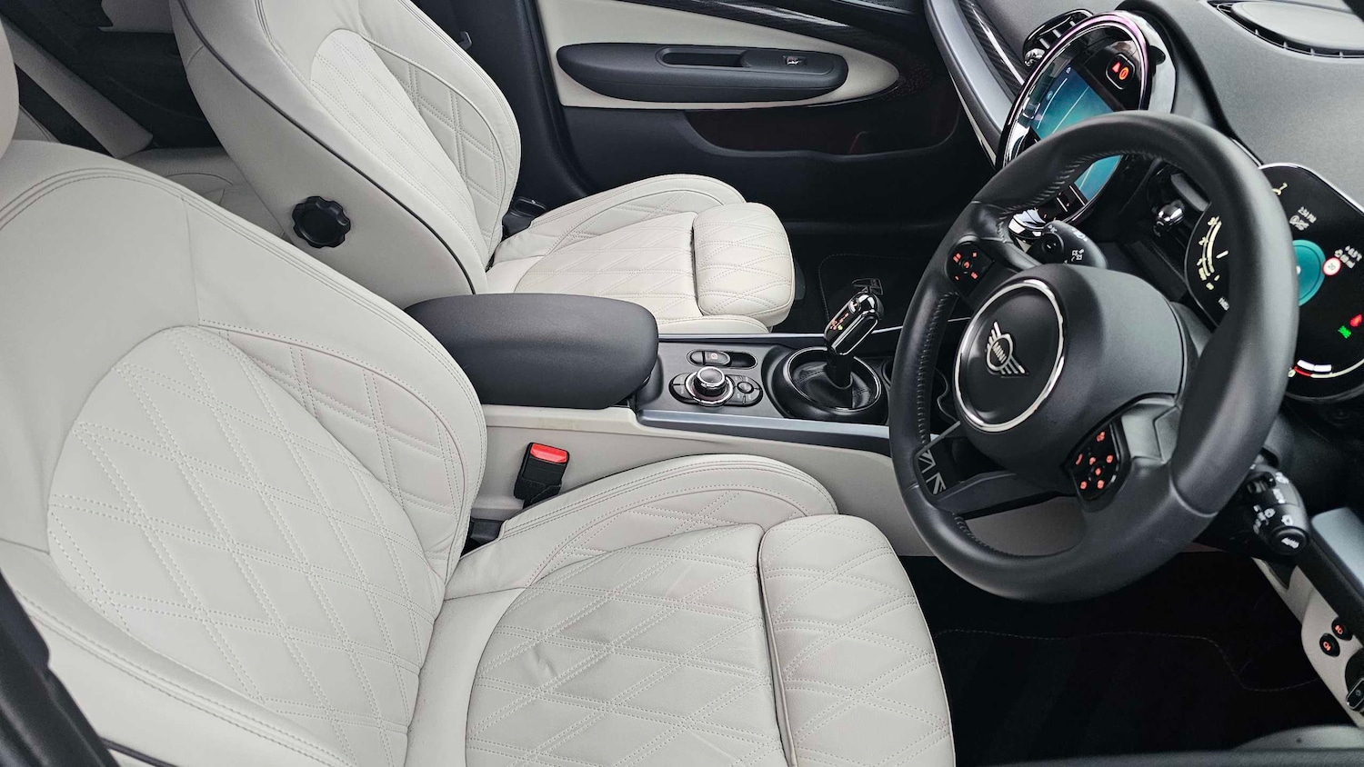 Used MINI Clubman 2024 for sale - 77051417: Photo 11