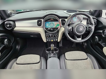 Used MINI Hatch 2021 for sale - 76955186: Photo