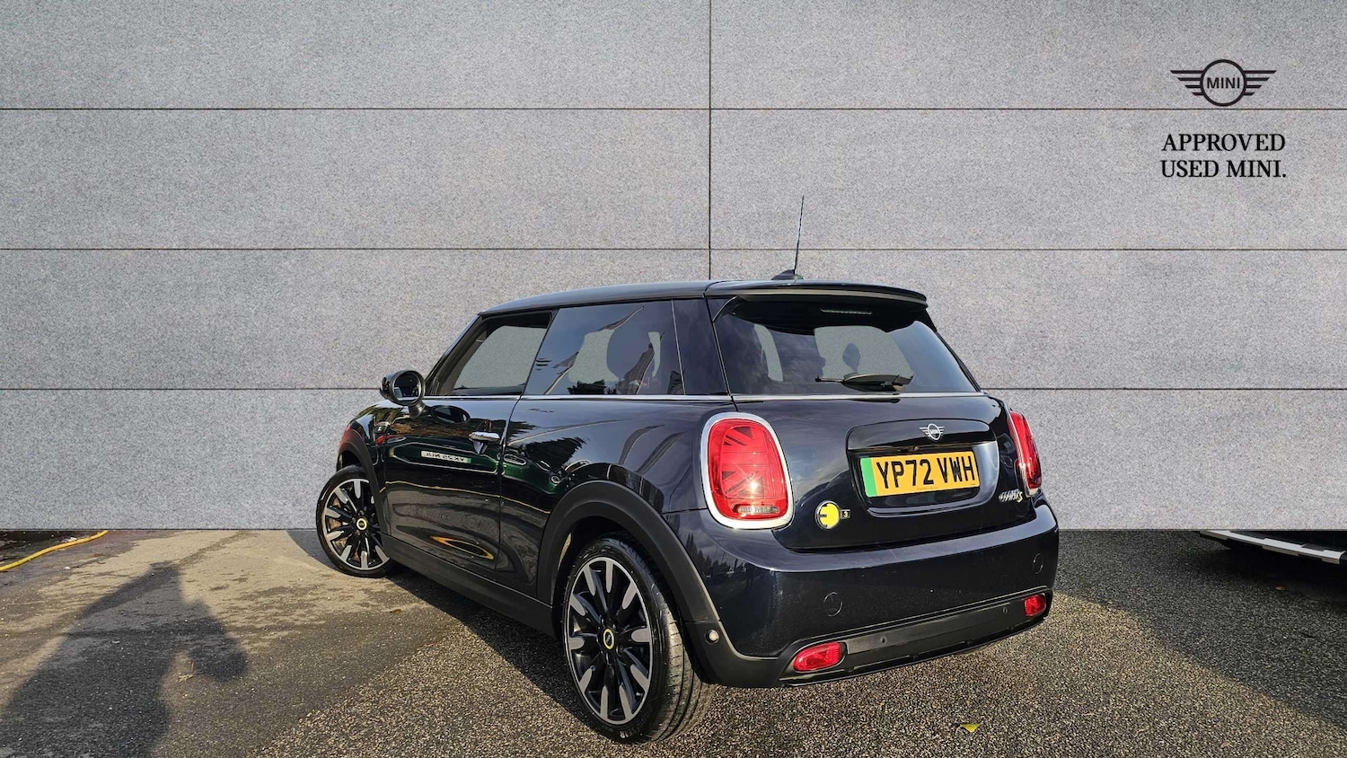 Used MINI Hatch 2022 for sale - 76718253: Photo 2