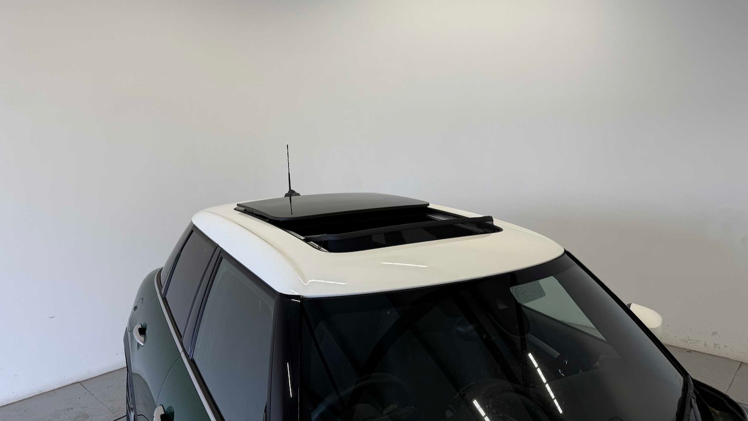 Used MINI Hatch 2023 for sale - 78209276: Photo 21