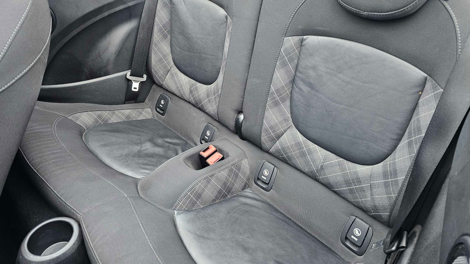 Used MINI Convertible 2018 for sale - 77316434: Photo 12