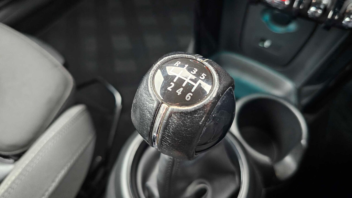 Used MINI Convertible 2018 for sale - 77316434: Photo 22