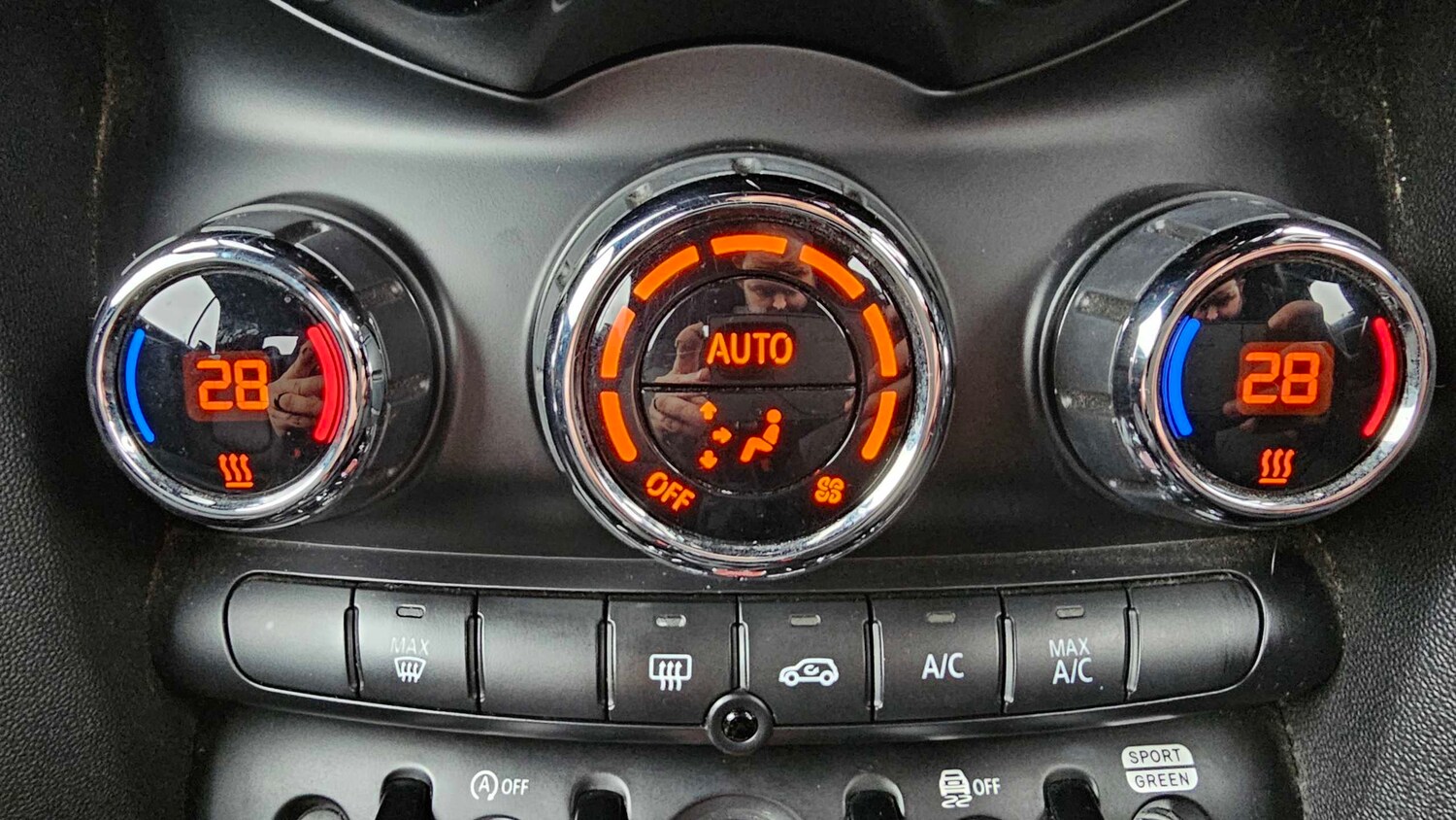 Used MINI Convertible 2018 for sale - 77316434: Photo 26