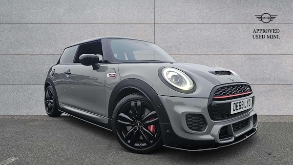 Used MINI Hatch 2019 for sale - 76286321: Photo 1