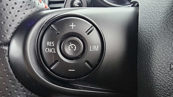 Used MINI Hatch 2019 for sale - 76286321: Photo 29