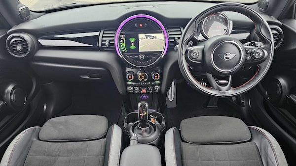 Used MINI Hatch 2019 for sale - 76286321: Photo 4