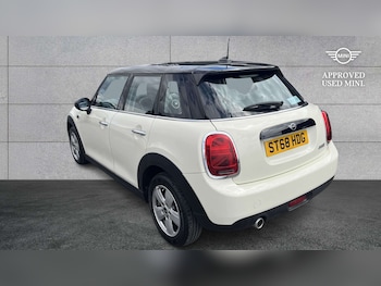 Used MINI Hatch 2018 for sale - 79351958: Photo