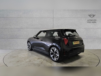 Used MINI Cooper 2024 for sale - 75218034: Photo