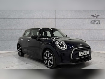 MINI Hatch feature image