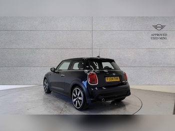 Used MINI Hatch 2024 for sale - 78365319: Photo
