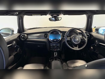 Used MINI Hatch 2024 for sale - 78365319: Photo