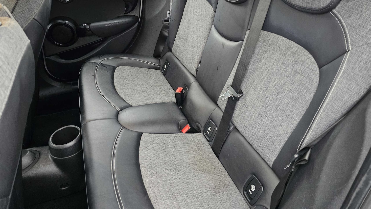 Used MINI Hatch 2018 for sale - 76842850: Photo 12