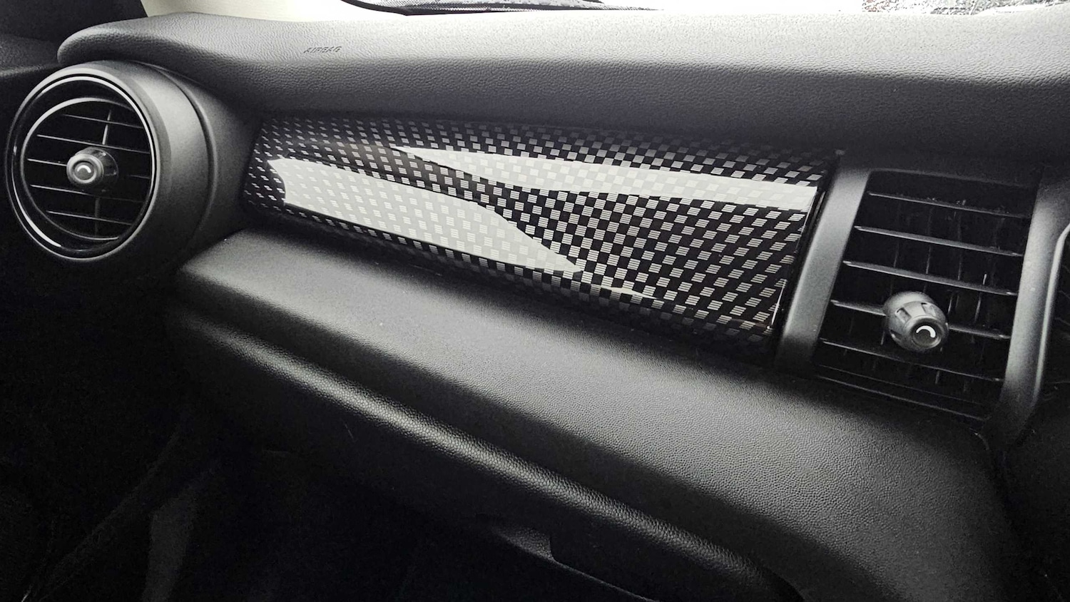 Used MINI Hatch 2018 for sale - 76842850: Photo 23