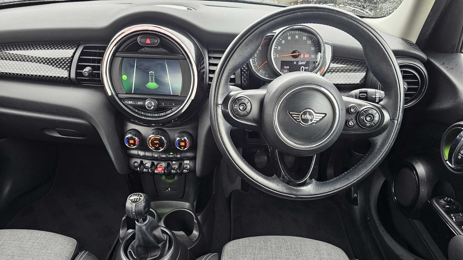 Used MINI Hatch 2018 for sale - 76842850: Photo 5