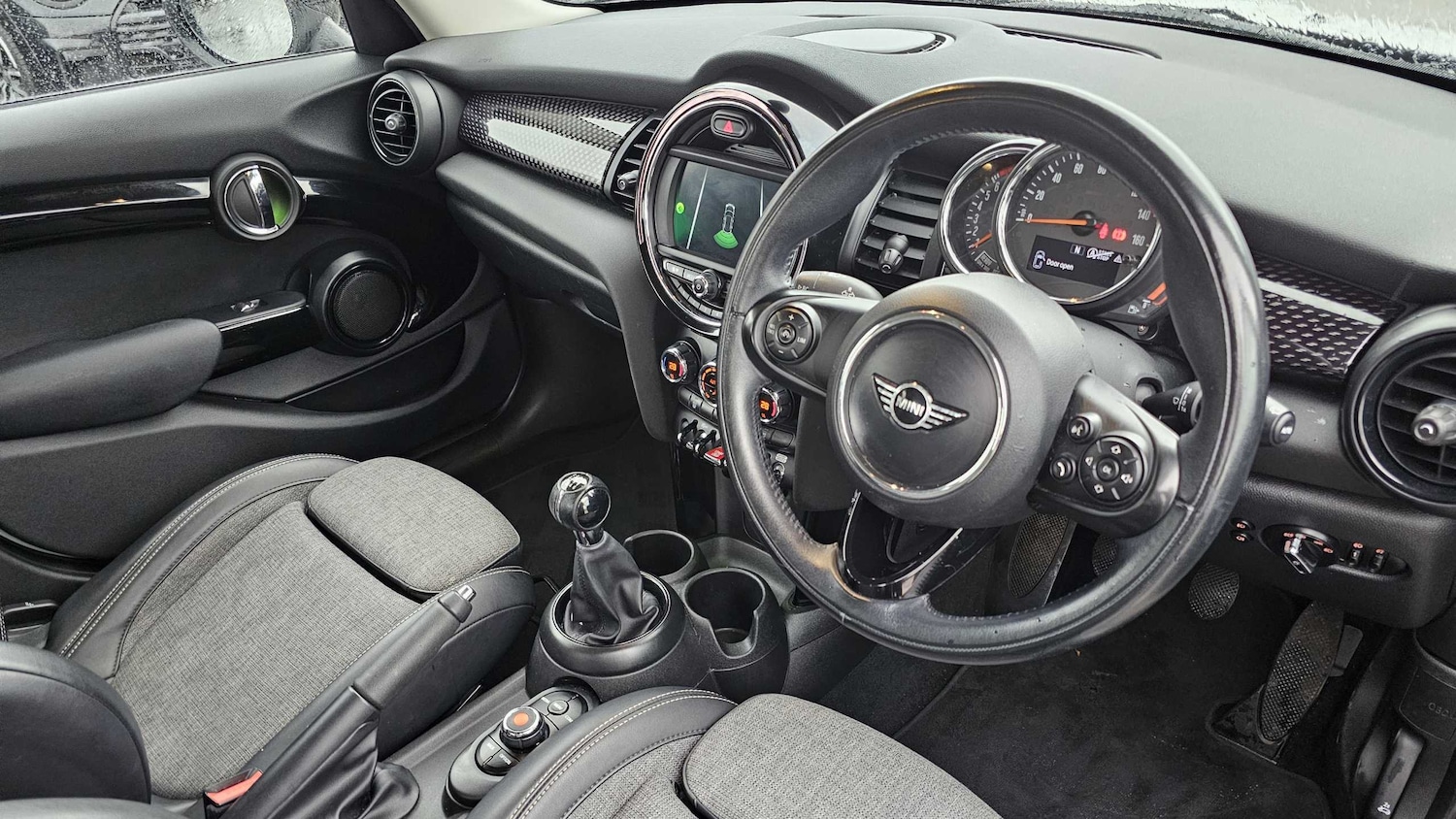 Used MINI Hatch 2018 for sale - 76842850: Photo 7