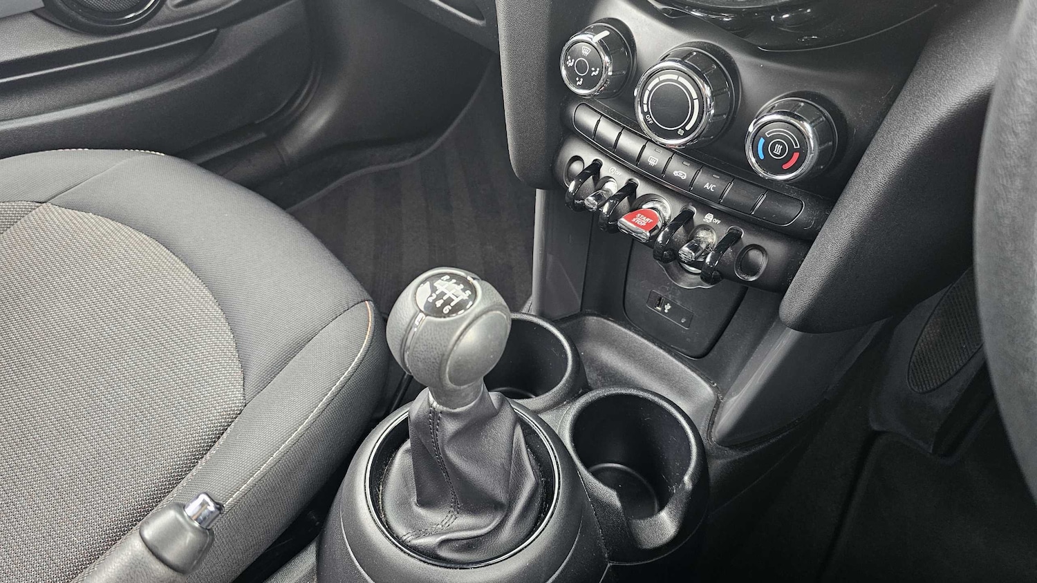 Used MINI Hatch 2019 for sale - 76475797: Photo 10