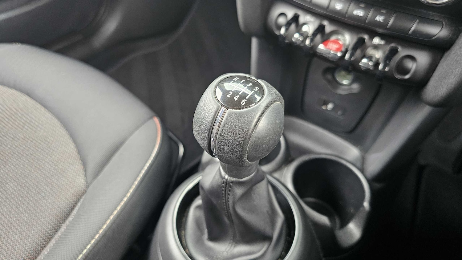 Used MINI Hatch 2019 for sale - 76475797: Photo 24