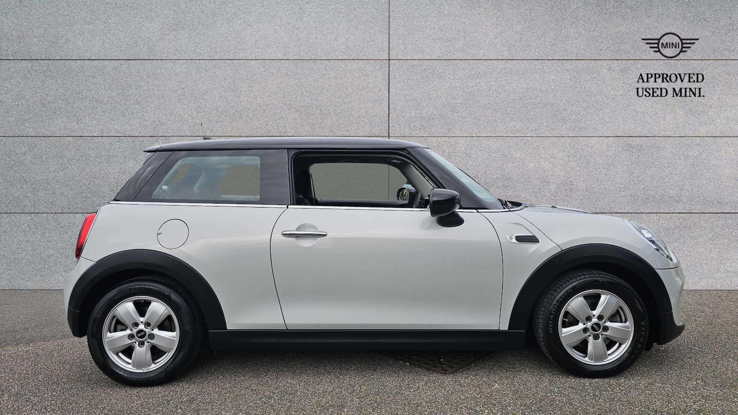 Used MINI Hatch 2019 for sale - 76475797: Photo 3