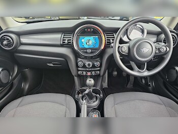 Used MINI Hatch 2019 for sale - 76475797: Photo