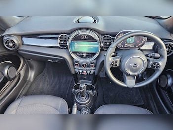 Used MINI Convertible 2024 for sale - 76088111: Photo