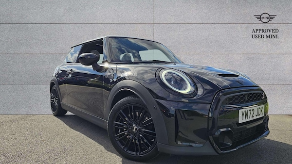 Used MINI Hatch 2022 for sale - 76242461: Photo 1
