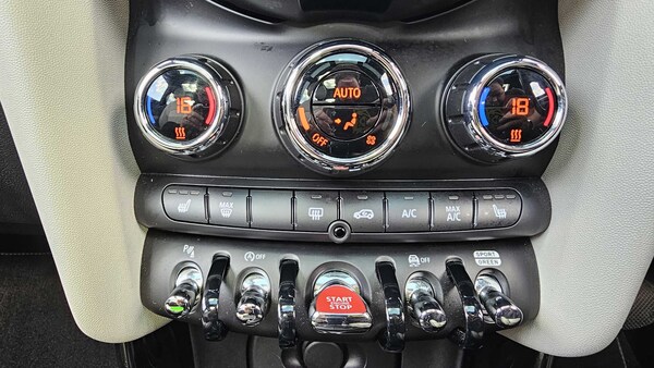 Used MINI Hatch 2022 for sale - 76242461: Photo 27
