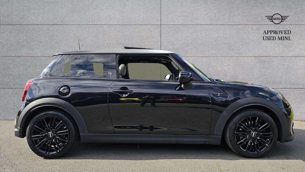 Used MINI Hatch 2022 for sale - 76242461: Photo 3