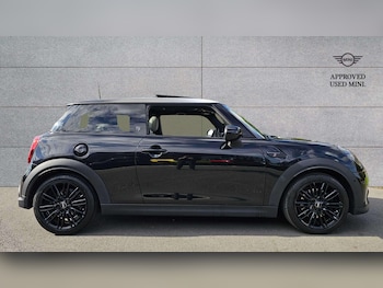 Used MINI Hatch 2022 for sale - 76242461: Photo 3